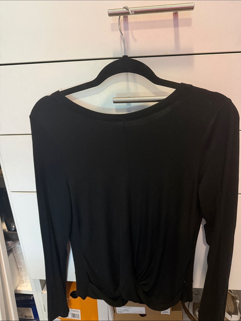 GAP Black Long-Sleeve Twist Hem Women's